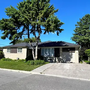 https://brand-new-home-with-exclusive-bathroom.hotelstorontoontario.org